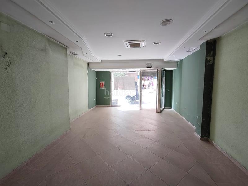 Foto 6029d91d-97ec-42ff-b328-018071578b19. Alquiler local comercial en avenida granada 75 en Jaén