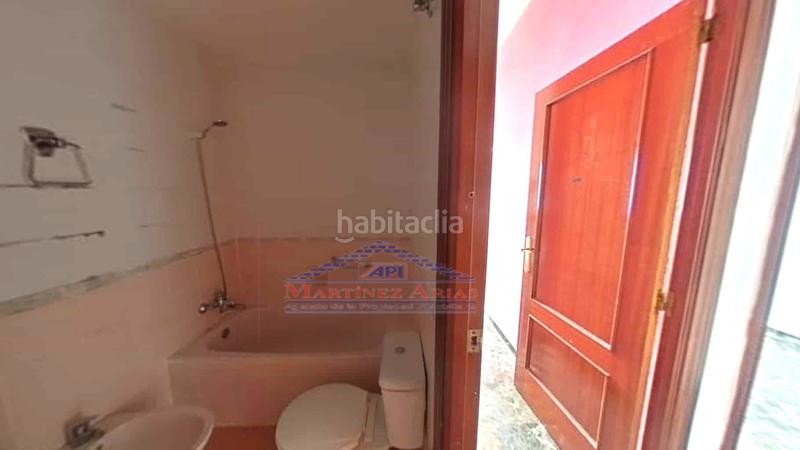Foto 1f29f850-136e-4678-8154-2bd1c9263a84. Pis a Ctra. Circunvalación - La Magdalena Jaén