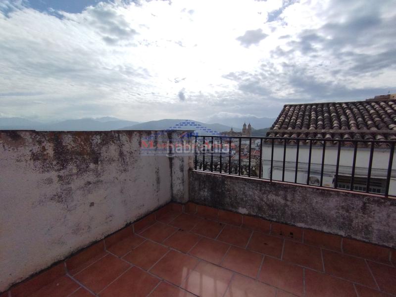 Foto d794d7d5-7bca-4011-b8c1-aa432ea29a0f. Casa adosada en calle alegría 12 en Ctra. Circunvalación - La Magdalena Jaén