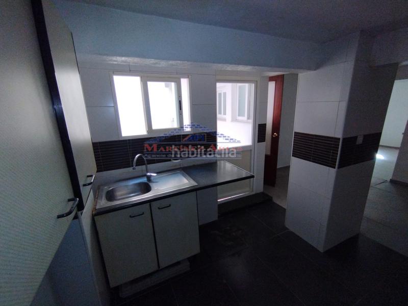 Foto c19e67b7-76d3-4ce4-9562-b65824222025. Casa adossada a calle alegría 12 a Ctra. Circunvalación - La Magdalena Jaén