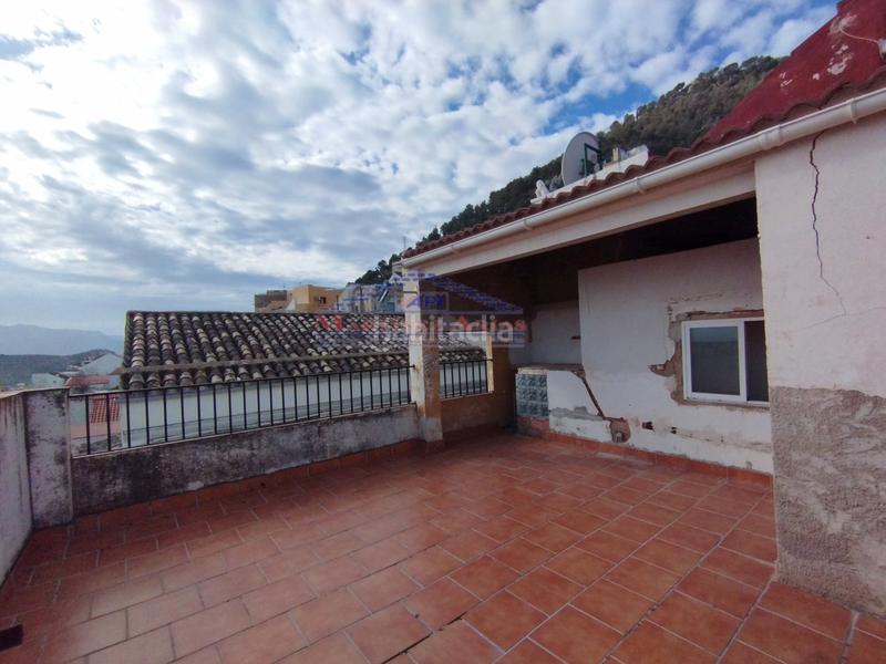 Foto d81b476b-b872-43c2-ab47-94ec604b0877. Casa adossada a calle alegría 12 a Ctra. Circunvalación - La Magdalena Jaén
