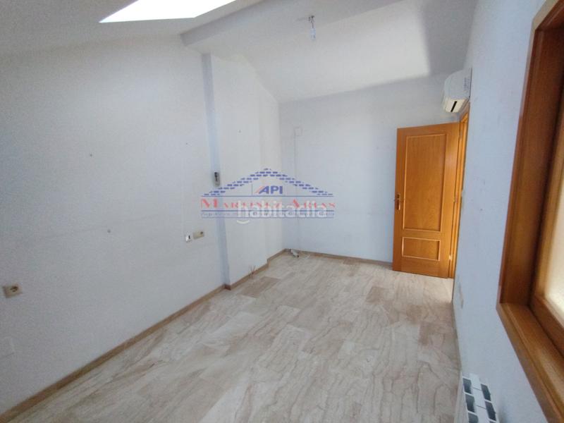 Foto 492a9227-449f-42d1-bd1f-26f813fbe9f1. Duplex con riscaldamento parcheggio in San Ildefonso - Catedral Jaén