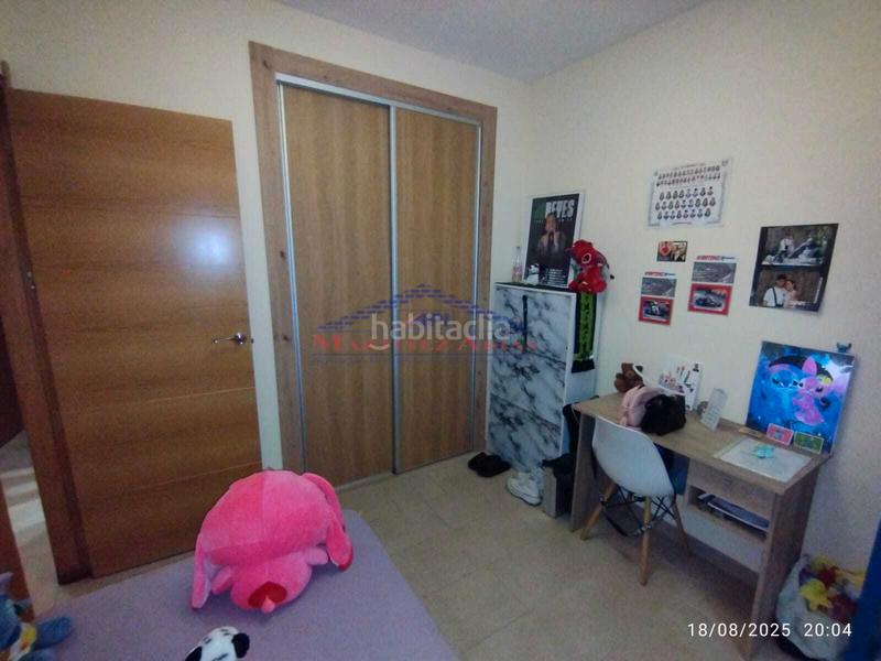 Foto fc181e85-4459-4797-92b8-ed6614b9a2a4. Pis a El Valle - Universidad Jaén