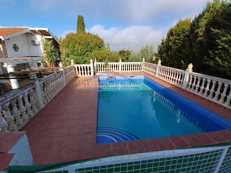 Foto 97804db2-75a7-4d34-87a0-96aa403c1cb0. Chalet avec piscine dans Puente Jontoya - Puente de la Sierra - El Arroyo Jaén