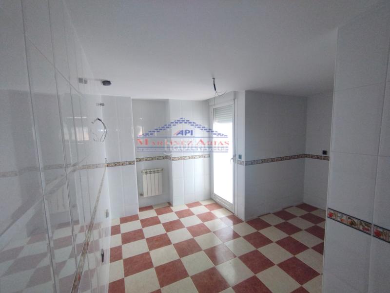 Foto 7ad00847-7018-4173-ba2d-4ed67838a72b. Dúplex a calle jaén 2 a Centro ciudad Linares