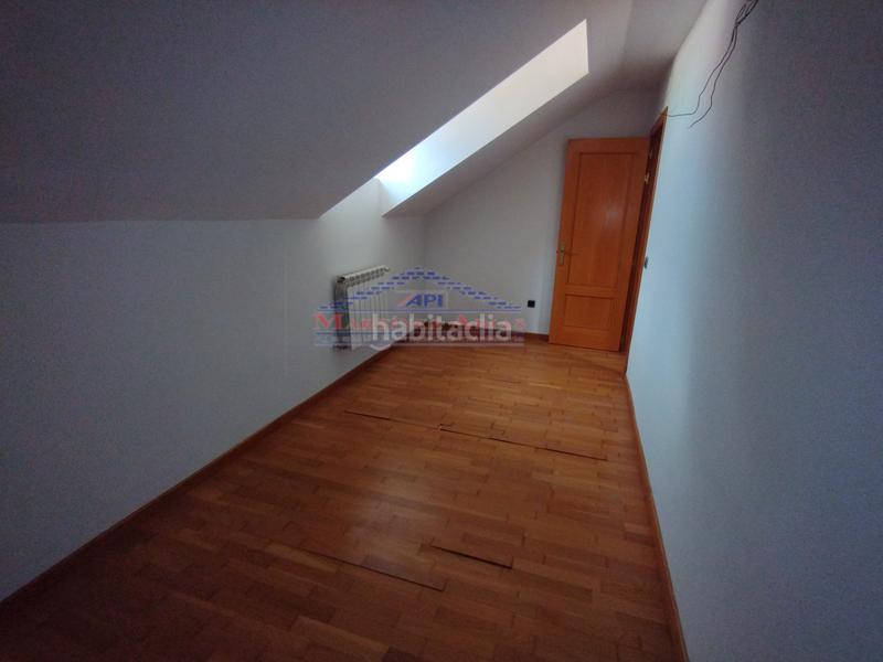 Foto c49a1df9-14cf-4877-a3ee-e39f7a73de9b. Dúplex a calle jaén 2 a Centro ciudad Linares