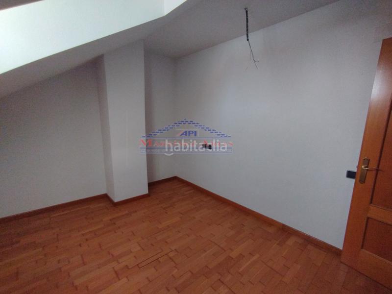 Foto f92857cd-87d3-417d-b419-d7c965dd1b97. Dúplex a calle jaén 2 a Centro ciudad Linares