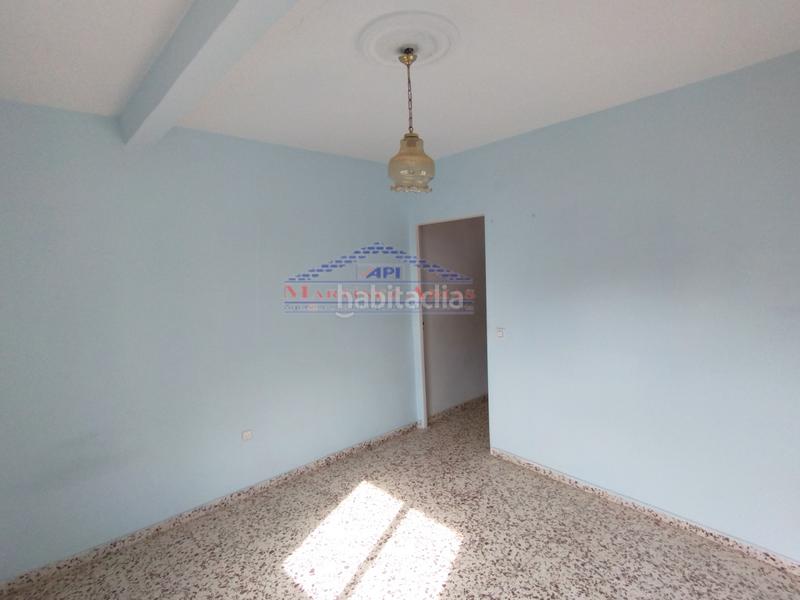 Foto 5eaade53-239b-4fdd-8336-4e9b00fec5a7. Appartamento in calle manuel lozano garrido 9 in Linarejos Linares