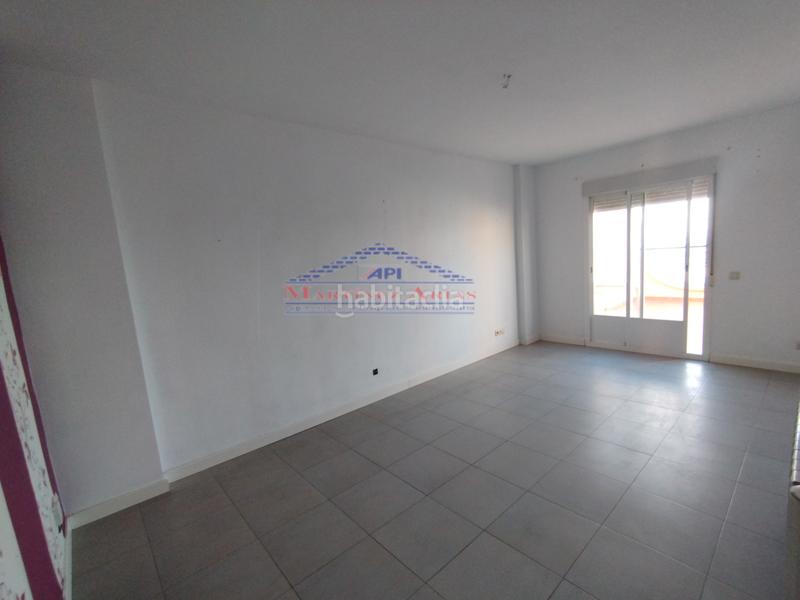 Foto 62c47985-014b-40b5-8429-8ce8fd9ba48f. Casa adossada a calle de las navas 6 a Sabiote