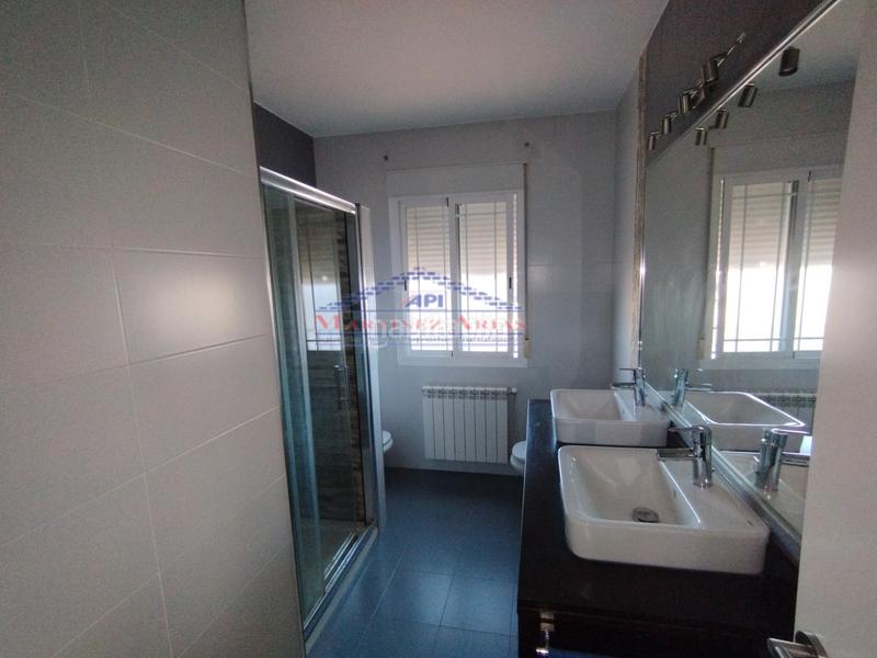 Foto 7d9686a2-4379-4618-8142-d4f51950eb52. Casa adossada a calle de las navas 6 a Sabiote