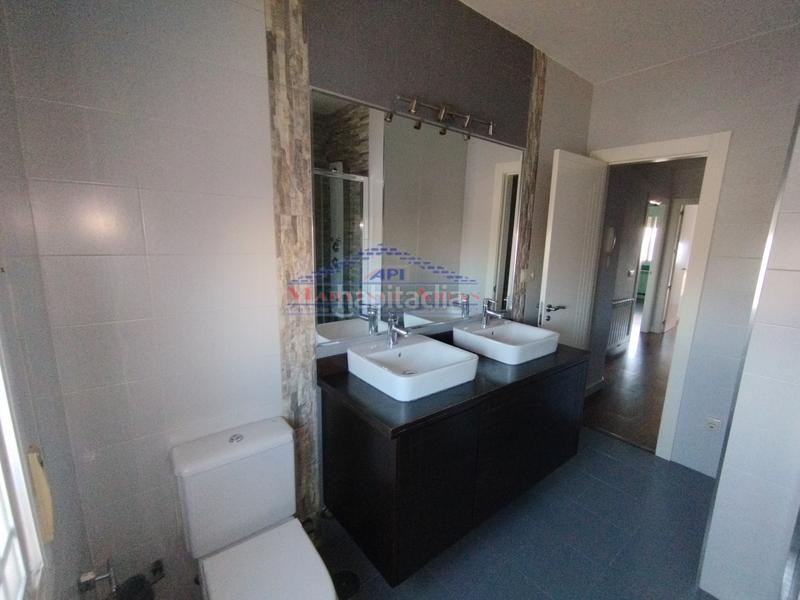 Foto 8b212ac7-654d-4787-ac99-1d0caebd9490. Casa adossada a calle de las navas 6 a Sabiote