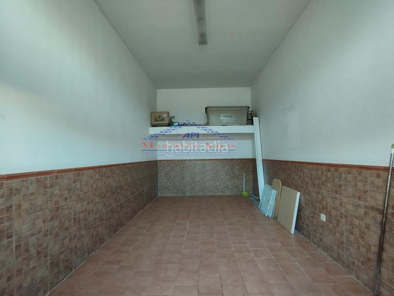 Foto a315c748-72f5-4d84-9b3c-cd5fe89acb5d. Casa adossada a calle de las navas 6 a Sabiote