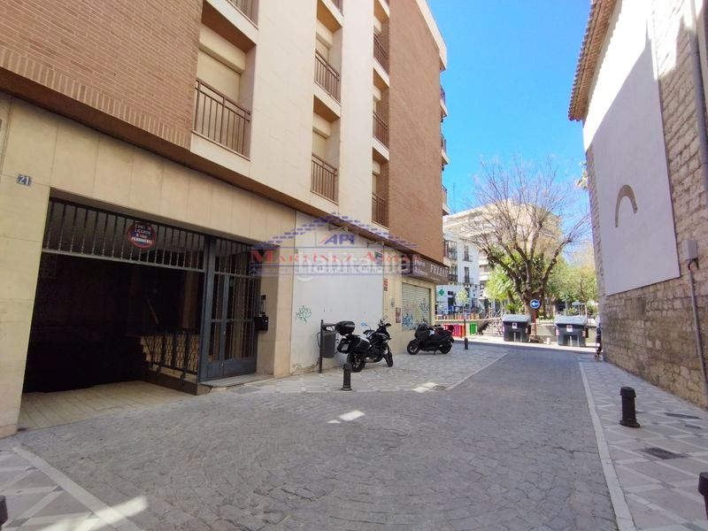 Foto ef5189eb-a606-4279-9b2a-655d81bc47f7. Aparcament de moto a San Bartolomé - Millán de Priego Jaén