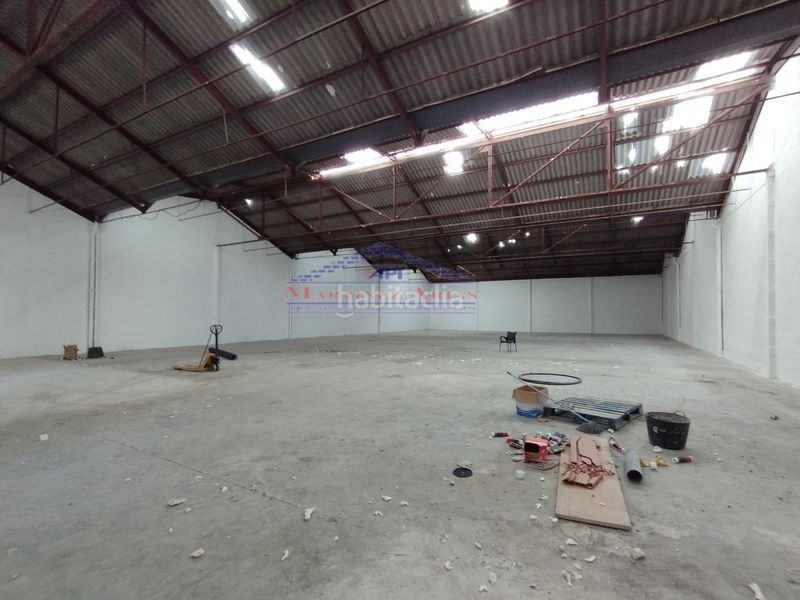 Foto 6cd47fcd-467c-4d2b-bfb4-7c5579629223. Nau industrial a Renfe - Bulevar 1ª y 2ª Fase Jaén