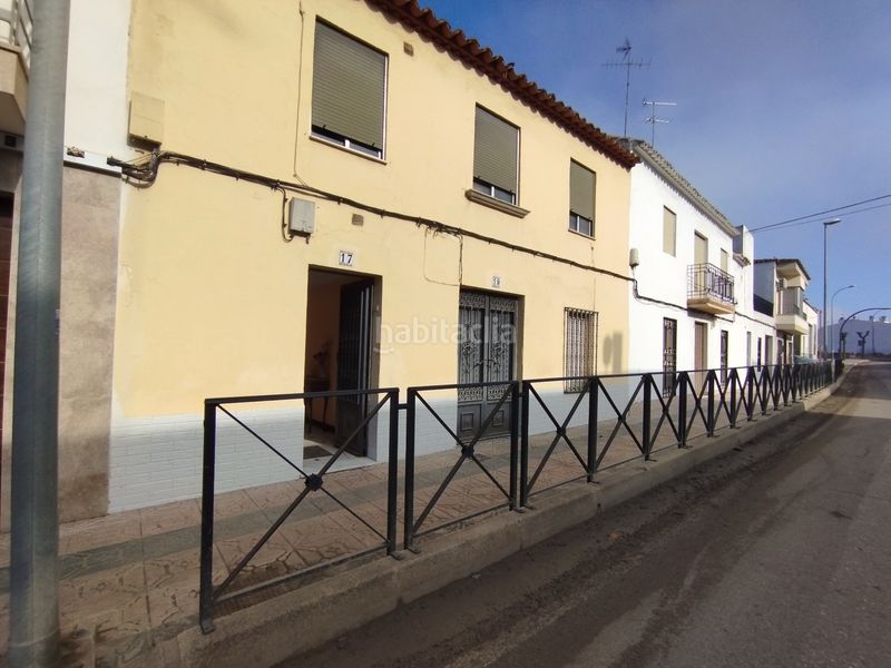 Foto 36f9c5e9-a45c-44be-943c-85a34a030b12. Dúplex a avenida joaquin costa 11 a Porcuna