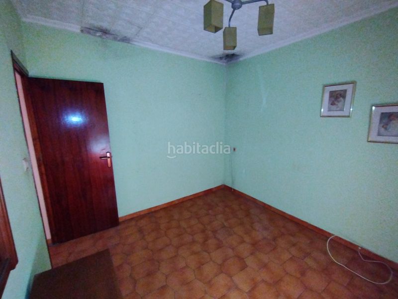 Foto fefa07aa-b425-414f-ab88-ed44e693db41. Dúplex a avenida joaquin costa 11 a Porcuna