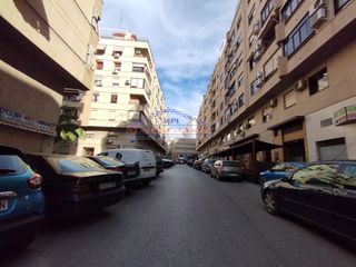 Pis a Peñamefecit - Avda Barcelona
