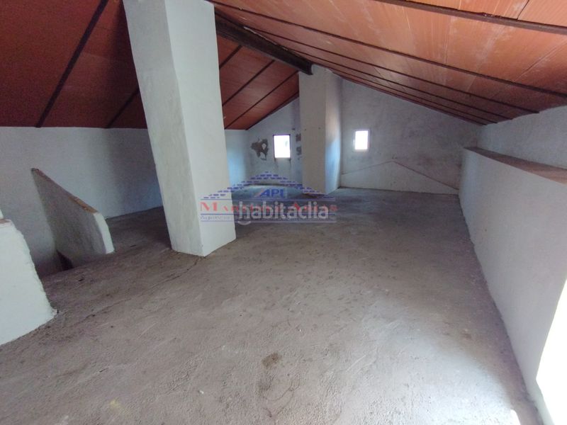 Foto 2bfb35d2-f948-45e4-b6f9-1178d07a17b8. Casa adosada en calle padre lucas 8 en Santisteban del Puerto