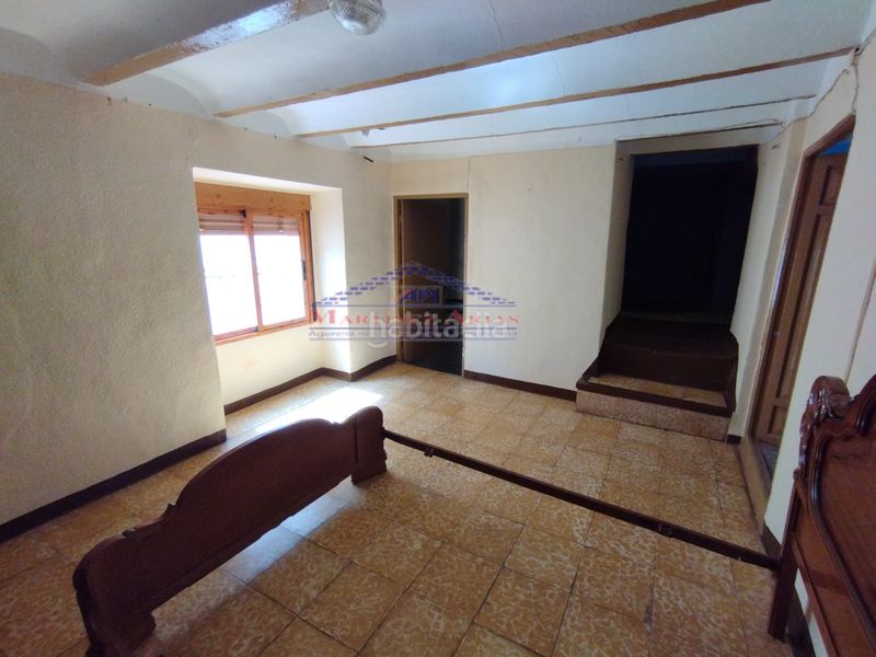 Foto d1ec7ce4-53e3-4ad5-bb92-f4eb58dd6dc7. Casa adosada en calle padre lucas 8 en Santisteban del Puerto