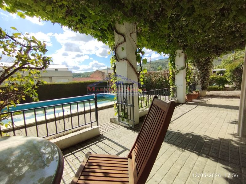 Foto 08ced266-f5cc-4541-9d5d-fffaa872978e. Chalet en Villares (Los)