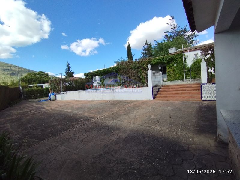 Foto 2e236b90-c618-46d1-aa75-a5907f99ccef. Chalet en Villares (Los)