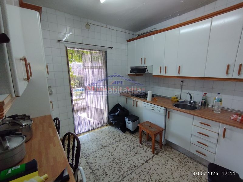 Foto 4510a7e2-8db4-4e73-9318-57ac2cda09a4. Chalet en Villares (Los)