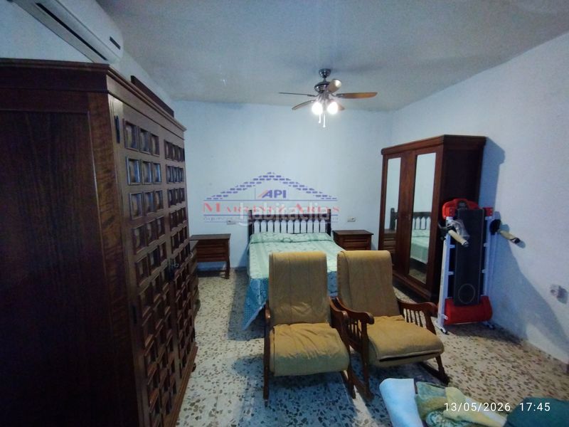 Foto 8196957b-ee47-4f10-a3c4-17405e24b925. Chalet en Villares (Los)