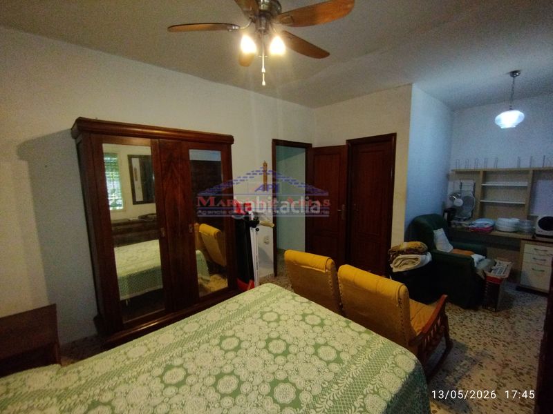 Foto e264dd48-3138-4555-8f77-19c5db54596f. Chalet en Villares (Los)