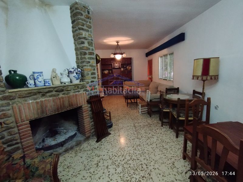 Foto e4edea76-fcc8-4c98-9ad9-ad25f3c0e0fd. Chalet en Villares (Los)