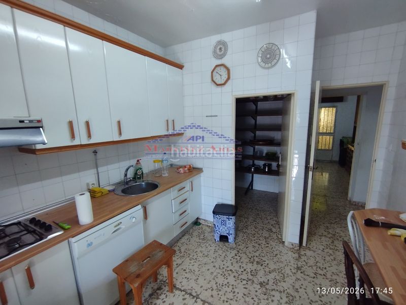 Foto 5e32c3d6-2767-4bd0-8545-b835c3f7afaf. Xalet amb xemeneia aparcament piscina a Villares (Los)