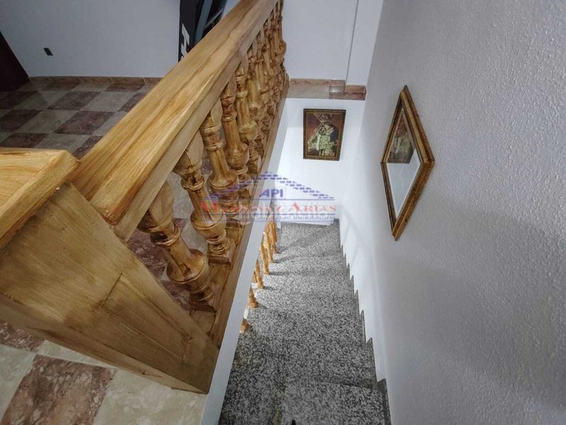 Foto 07ed97d7-9509-447e-9c61-9a747d583213. Casa adossada a Ctra. Circunvalación - La Magdalena Jaén