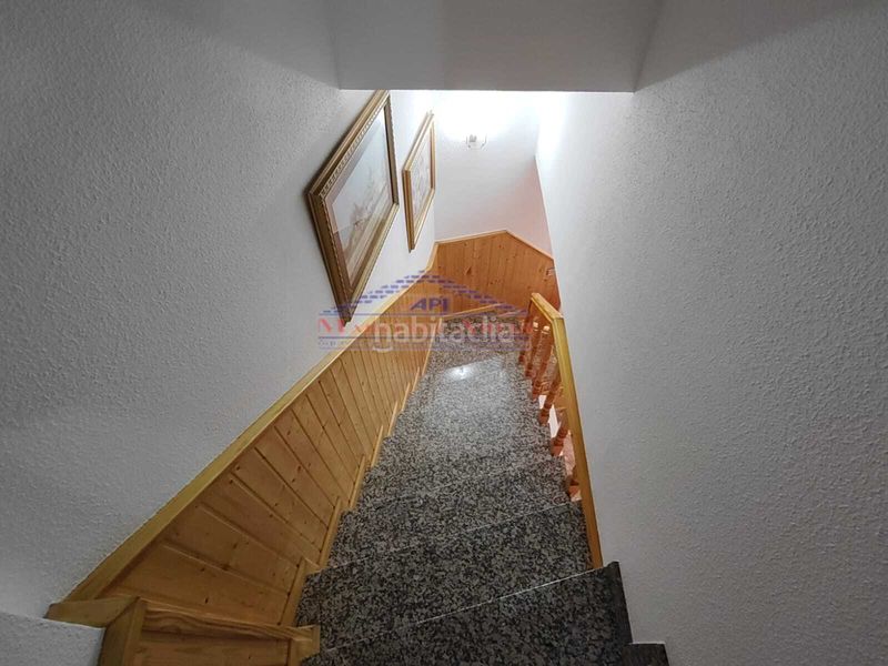 Foto a58215bf-feac-4b00-809b-40f8586153be. Casa adossada a Ctra. Circunvalación - La Magdalena Jaén