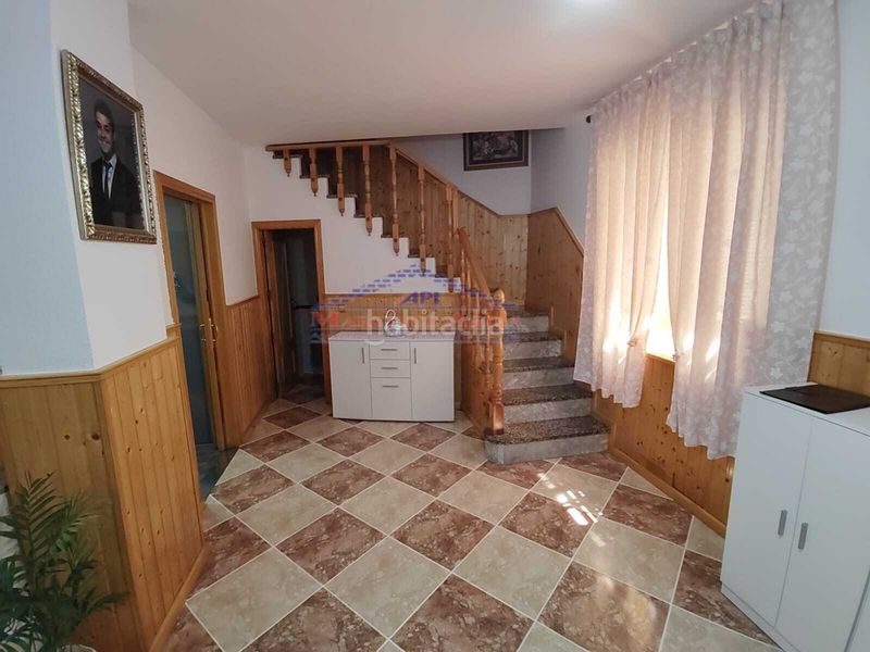 Foto cf3e0eb4-21cf-4947-8951-c388f529d5cf. Casa adossada a Ctra. Circunvalación - La Magdalena Jaén