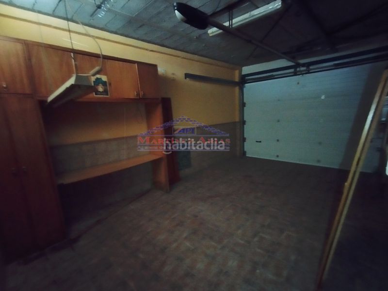 Foto 909226b7-e433-4e38-8e44-3e9055d46679. Casa adossada amb aparcament a Andújar