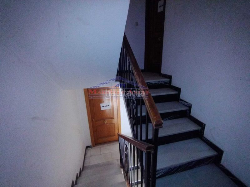 Foto c47aa603-500b-4f98-bef3-47a9be763e8e. Edificio en calle cuesta del ruedo 6 en Alcaudete
