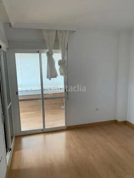 Foto 918e2de4-de27-4281-bdae-1c1dab697567. Lloguer pis amb calefacció aparcament piscina a Martín Carpena - Torre del Río Málaga