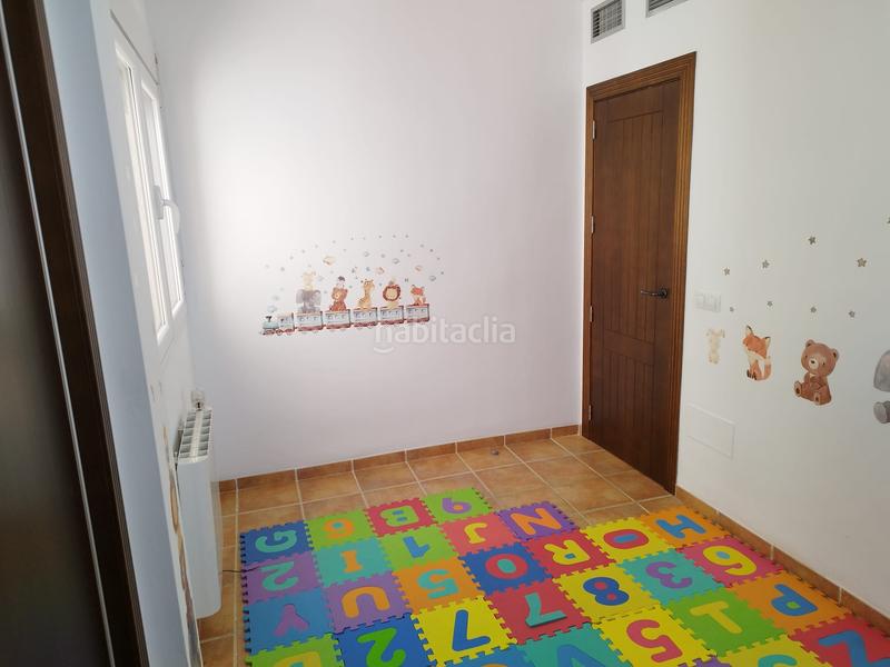 Foto c04dea41-b03f-4ea6-8b0a-805c92e2a9a4. Casa en calle cuarteles 16 casa con terraza en el marchal en Enix
