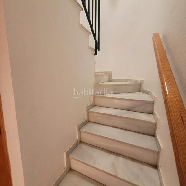 Foto 2fa74b8d-0353-4f98-9f58-6f37bf69f97a. Casa amb xemeneia aparcament a puebla de Vícar Vícar