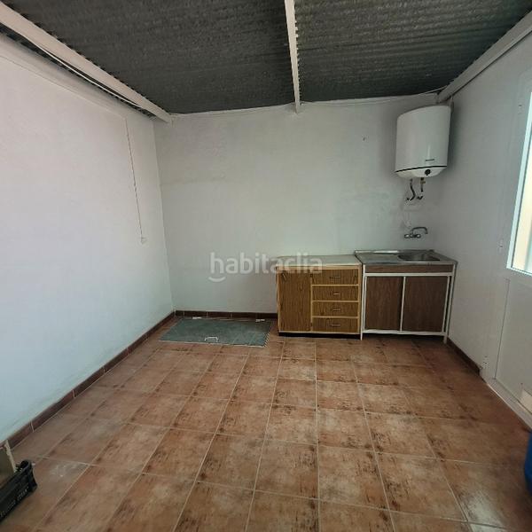 Foto 43375461-472b-4211-ab08-4291a0257a78. Casa amb xemeneia aparcament a puebla de Vícar Vícar