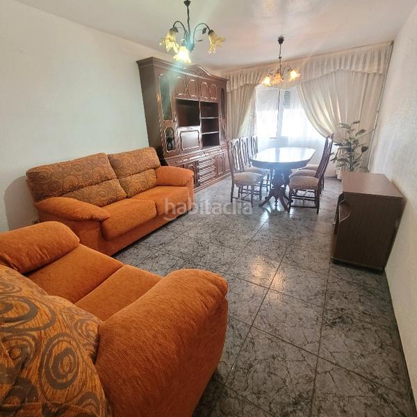 Foto a8b03831-9c03-44c3-b1e5-72ec4fe20ce0. Casa amb xemeneia aparcament a puebla de Vícar Vícar