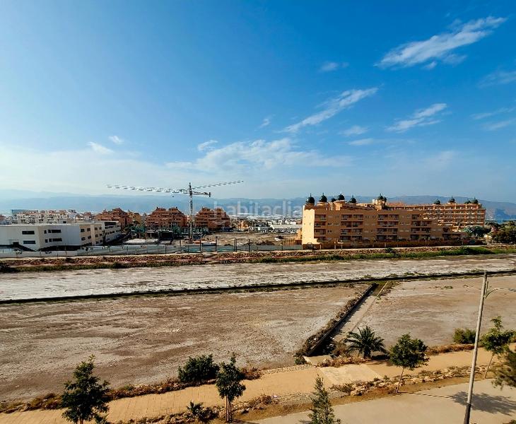 Foto 7eef6d58-c5b4-435b-b1c6-2501bc9af348. Appartement avec parking dans El Puerto - La Romanilla Roquetas de Mar