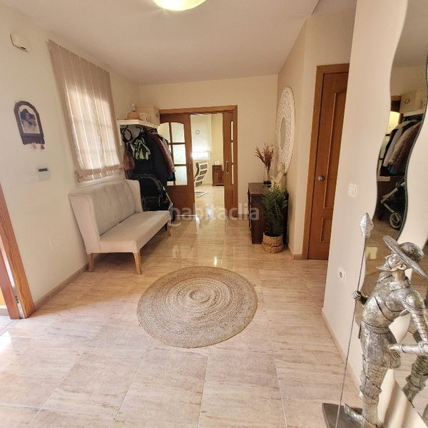 Foto f3452c47-0281-4b9c-a169-eb644cff3912. Casa amb xemeneia aparcament a Roquetas pueblo Roquetas de Mar
