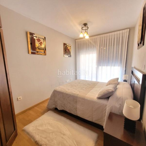 Foto 87b2399f-46e7-4ba2-843e-f49cf017da39. Pis a avenida juan carlos i 113 a Roquetas pueblo Roquetas de Mar