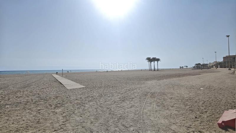 Foto e46da6c9-6097-4766-88d8-64cc470acde3. Pis amb aparcament a El Puerto - La Romanilla Roquetas de Mar