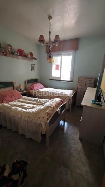 Foto 1f7fb38a-9c17-4fcd-94fe-f151837c73fd. Piso en calle azabache 37 vpo, piso de tres habitaciones en La Gangosa, en Vícar