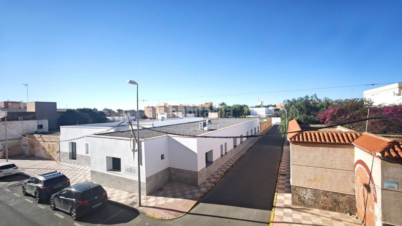 Foto 66e9041e-be70-4c71-b79c-493d1f84f4e6. Casa adossada amb aparcament a El Sabinar-Urbanizaciones-Las Marinas-Playa Serena Roquetas de Mar