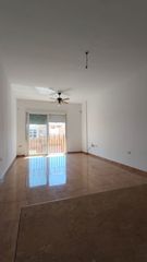Flat in Calle Serón 1