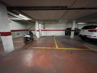 Aparcament cotxe a Sta. Marina - San Andrés - San Pablo - San Lorenzo. Cochera en el centro de córdoba