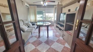 Location Appartement à Parque Figueroa. Piso en parque figueroa completo de muebles