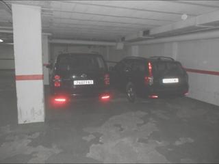 Alquiler Parking coche en Ciudad Jardín - Zoco. Buena plaza de aparcamiento junto a urbanismo